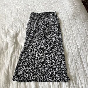 Gypsy’s rose midi skirt , animal print, size medium